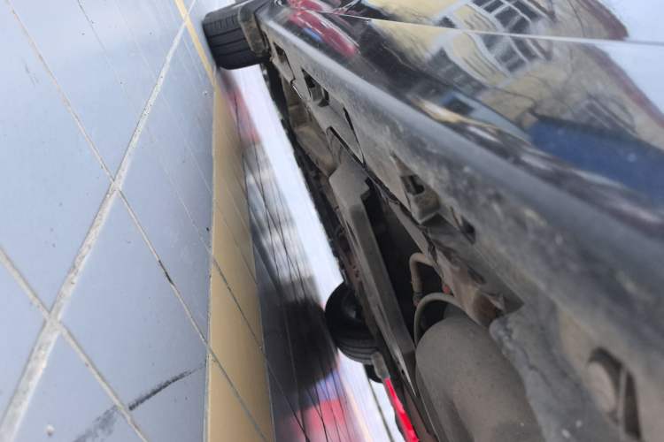 Used Toyota Verso 2014 Starlight 180E CVT Elite Edition Left Side Sill