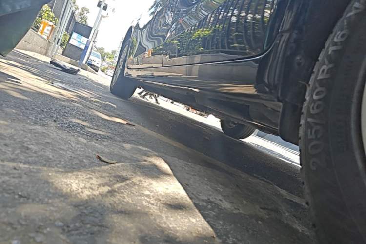 Used Toyota Verso 2014 Starlight 180E CVT Elite Edition Left Side Sill