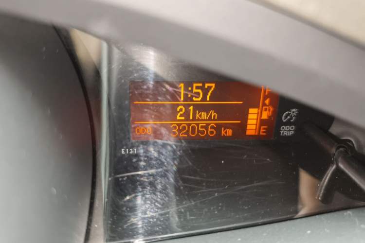 Used Toyota Verso 2014 Starlight 180E CVT Elite Edition Odometer Close Up