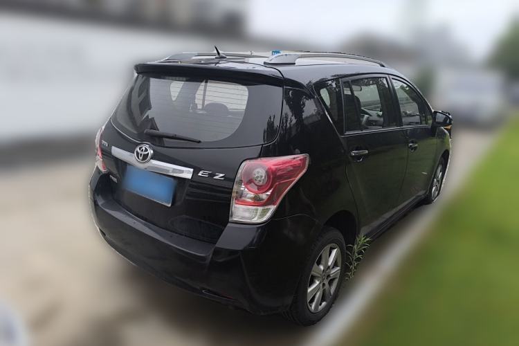 Used Toyota Verso 2014 Starlight 180E CVT Elite Edition Rear Right 45 Deg
