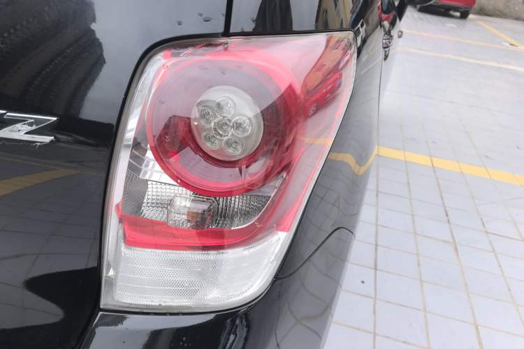 Used Toyota Verso 2014 Starlight 180E CVT Elite Edition Right Rear Taillight