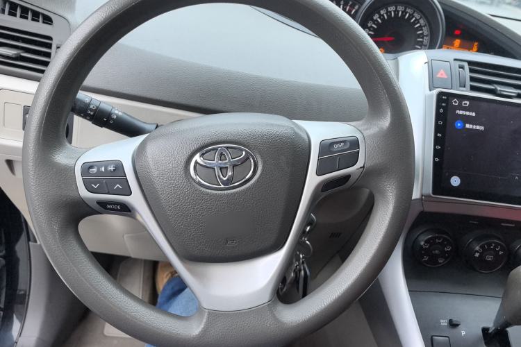Used Toyota Verso 2014 Starlight 180E CVT Elite Edition Steering Wheel