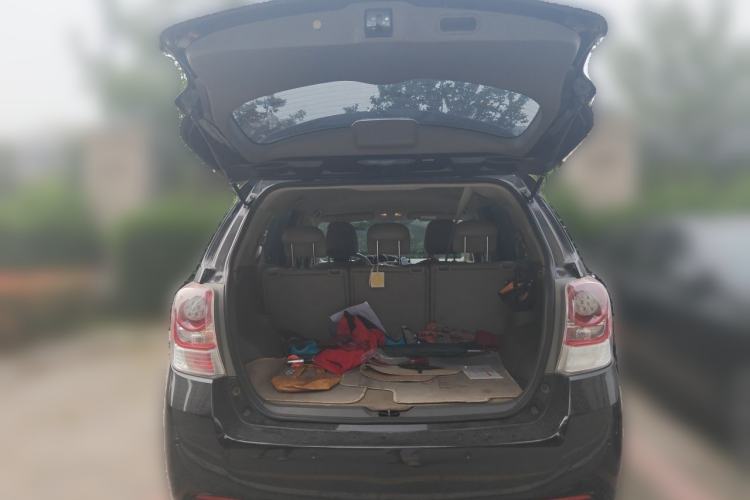 Used Toyota Verso 2014 Starlight 180E CVT Elite Edition Trunk