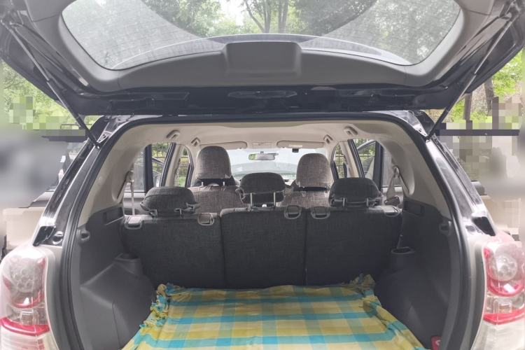 Used Toyota Verso 2014 Starlight 180E CVT Elite Edition Trunk