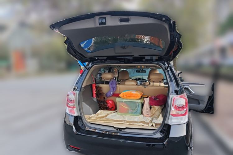 Used Toyota Verso 2014 Starlight 180E CVT Elite Edition Trunk