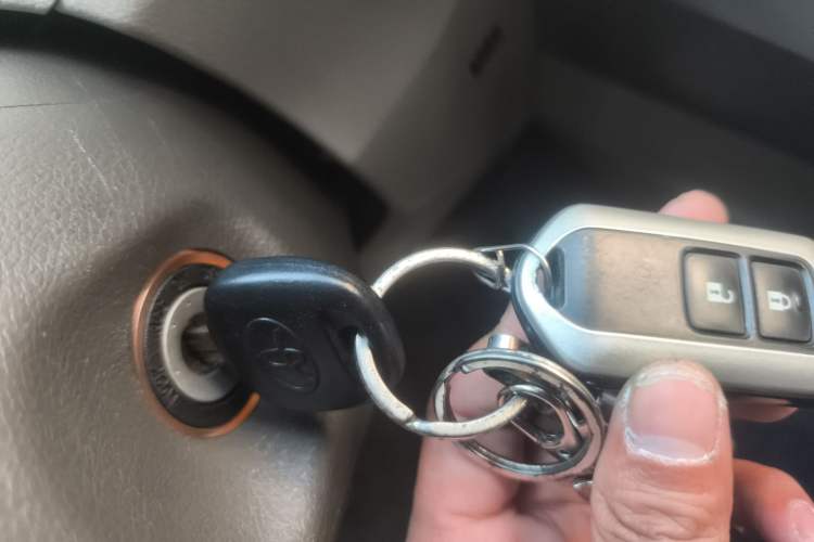Used Toyota Verso 2014 Starlight 180E CVT Elite Edition Vehicle Key