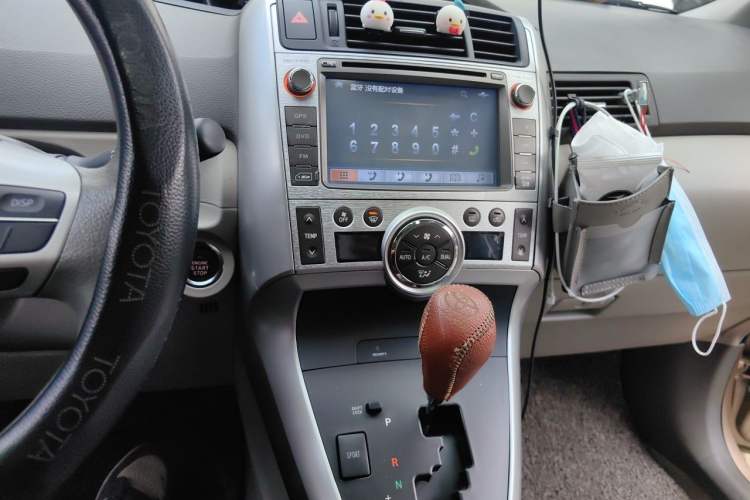 Used Toyota Verso 2014 Starlight 180G CVT Deluxe Multi-Function Edition Audio And AC Panel