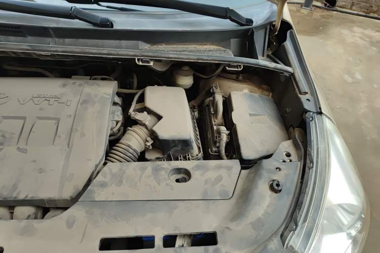 Used Toyota Verso 2014 Starlight 180E CVT Elite Edition Engine Bay Left