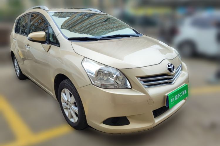 Used Toyota Verso 2014 Starlight 180E CVT Elite Edition Front Right 45 Deg