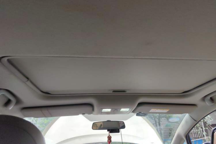 Used Toyota Verso 2014 Starlight 180G CVT Deluxe Multi-Function Edition Headliner