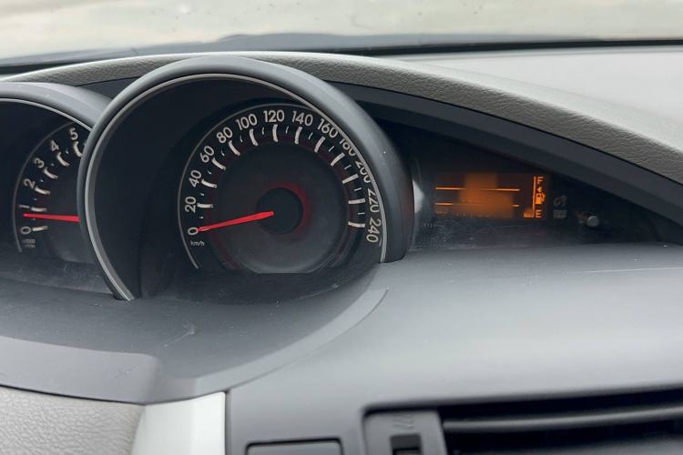 Used Toyota Verso 2014 Starlight 180G CVT Comfortable Multi-Function Edition Interior 2