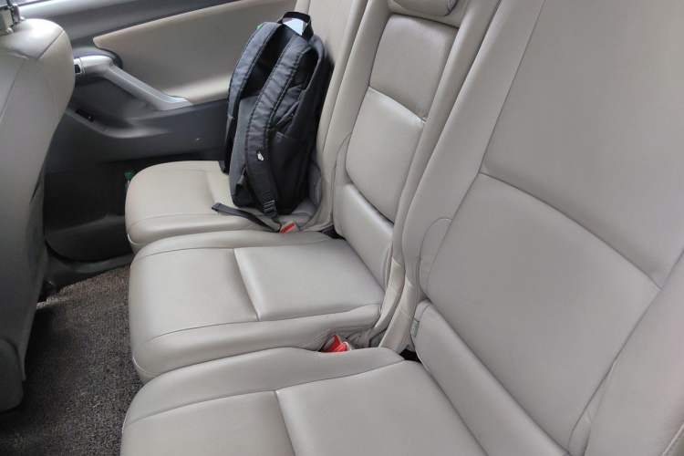Used Toyota Verso 2014 Starlight 180G CVT Deluxe Multi-Function Edition Interior 4