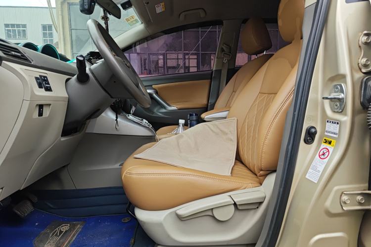 Used Toyota Verso 2014 Starlight 180E CVT Elite Edition Left Front Seat