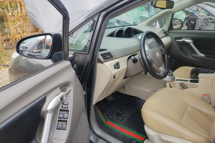 Used Toyota Verso 2014 Starlight 180G CVT Comfort Edition Driver Seat