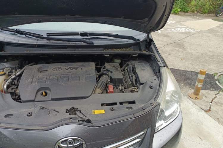 Used Toyota Verso 2014 Starlight 180E CVT Elite Edition Engine Bay Left