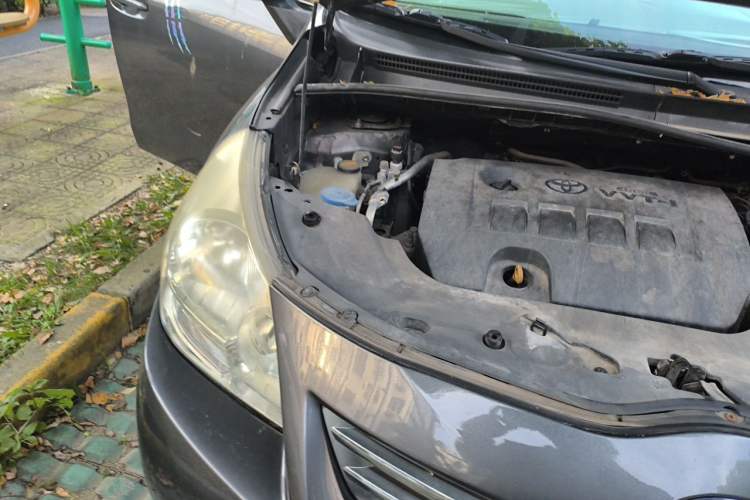 Used Toyota Verso 2014 Starlight 180G CVT Comfortable Multi-Function Edition Engine Bay Right