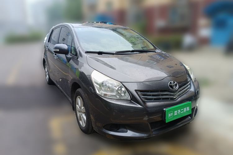 Used Toyota Verso 2014 Starlight 180E CVT Elite Edition Front Right 45 Deg