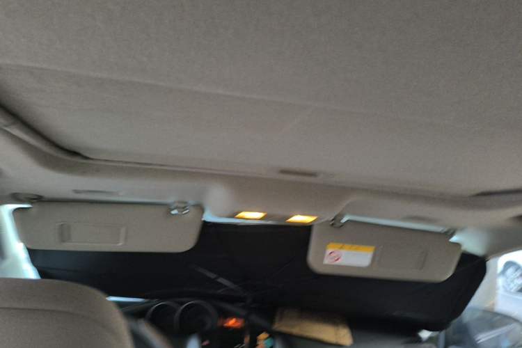 Used Toyota Verso 2014 Starlight 180G CVT Comfortable Multi-Function Edition Headliner