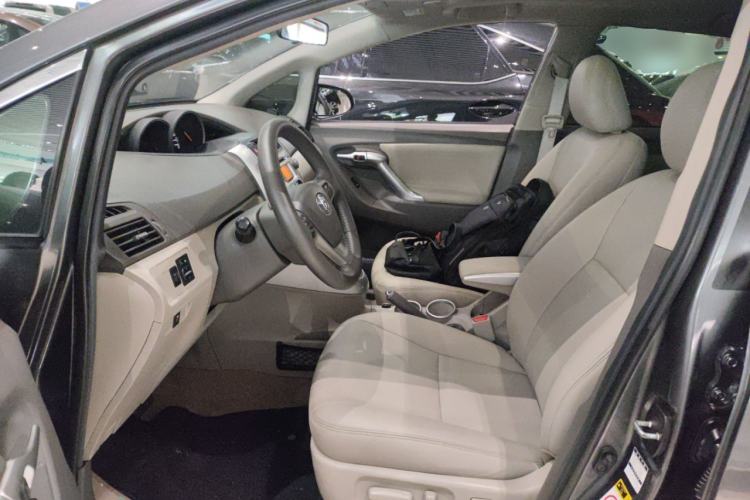 Used Toyota Verso 2014 Starlight 180G CVT Deluxe Multi-Function Edition Left Front Seat