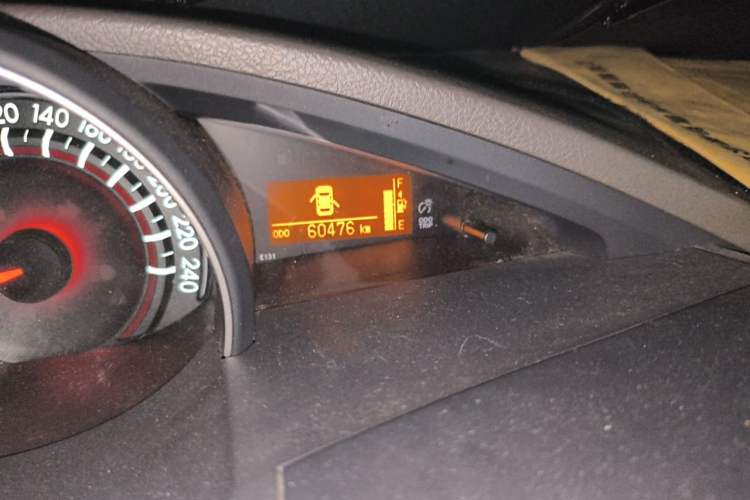 Used Toyota Verso 2014 Starlight 180G CVT Comfortable Multi-Function Edition Odometer Close Up