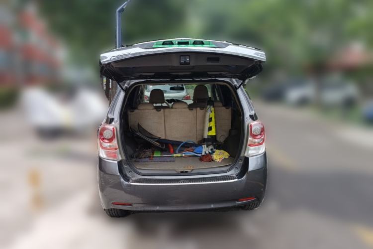 Used Toyota Verso 2014 Starlight 180E CVT Elite Edition Trunk