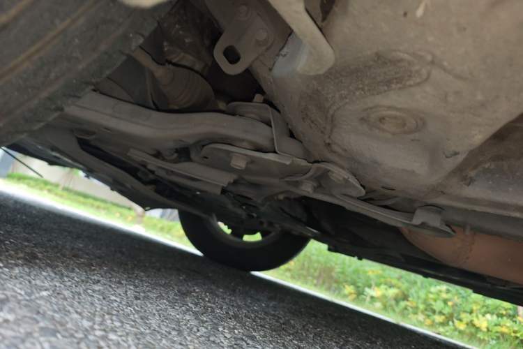 Used Toyota Verso 2014 Starlight 180E CVT Elite Multi-Function Edition Chassis Front Left