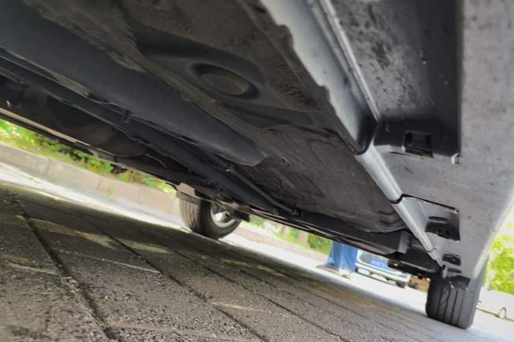 Used Toyota Verso 2014 Starlight 180E CVT Elite Edition Chassis Front Left