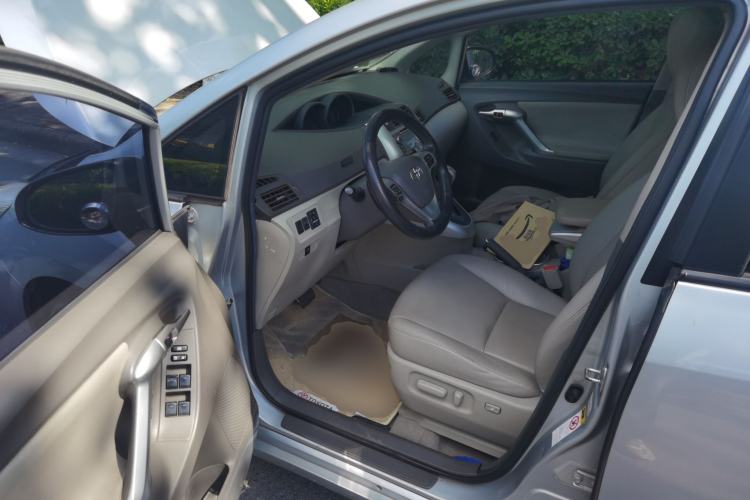 Used Toyota Verso 2014 Starlight 180G CVT Luxury Edition Driver Seat