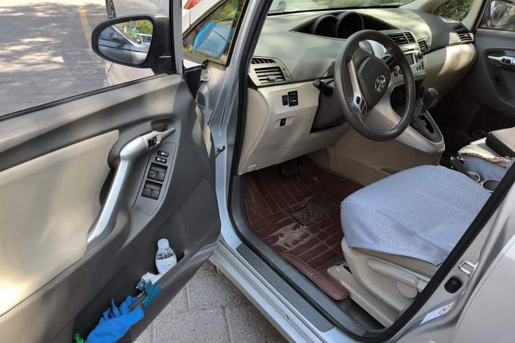 Used Toyota Verso 2014 Starlight 180E CVT Elite Edition Driver Seat