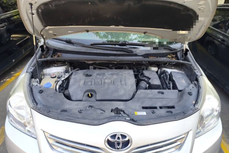Used Toyota Verso 2014 Starlight 180E CVT Elite Edition Engine Bay