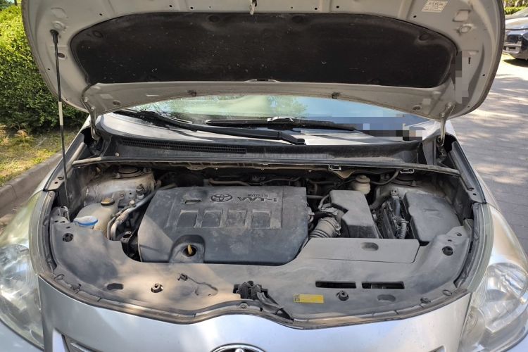 Used Toyota Verso 2014 Starlight 180E CVT Elite Edition Engine Bay