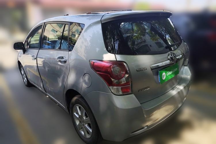 Used Toyota Verso 2014 Starlight 180E CVT Elite Edition Exterior 3
