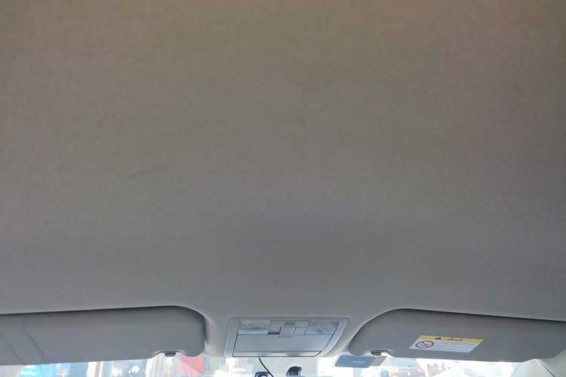 Used Toyota Verso 2014 Starlight 180E CVT Elite Edition Headliner