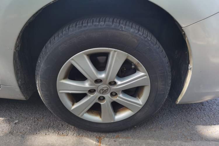 Used Toyota Verso 2014 Starlight 180G CVT Luxury Edition Right Front Wheel Hub