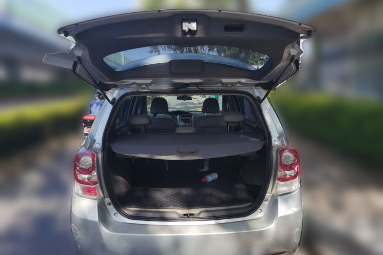 Used Toyota Verso 2014 Starlight 180G CVT Luxury Edition Trunk