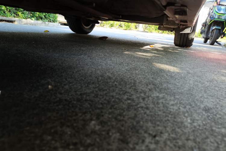 Used Toyota Verso 2014 Starlight 180E CVT Elite Edition Chassis Front Left