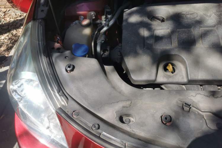 Used Toyota Verso 2014 Starlight 180E CVT Elite Edition Engine Bay Right