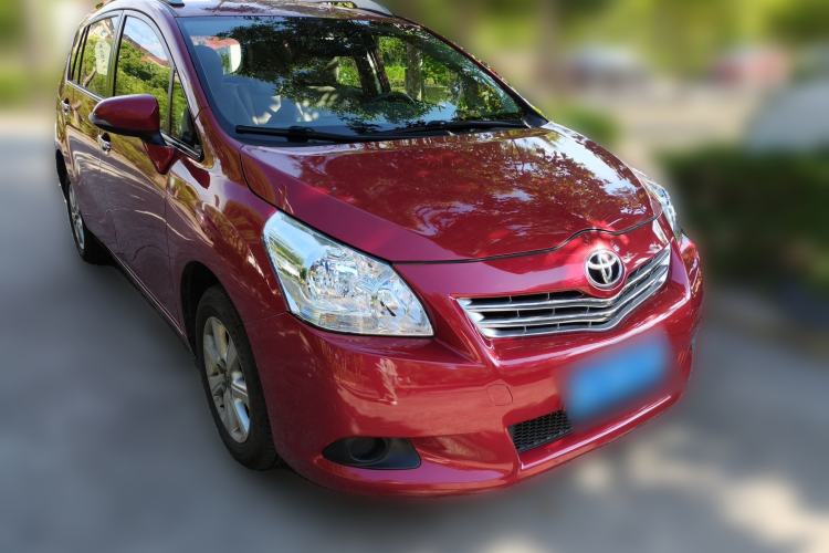 Used Toyota Verso 2014 Starlight 180E CVT Elite Edition Front Right 45 Deg