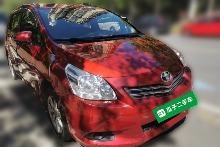 Used Toyota Verso 2014 Starlight 180E CVT Elite Edition Front Right 45 Deg