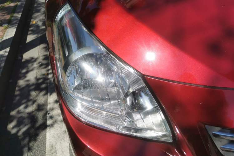 Used Toyota Verso 2014 Starlight 180E CVT Elite Edition Right Front Headlight