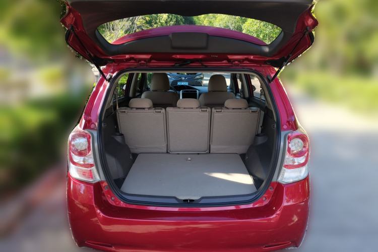 Used Toyota Verso 2014 Starlight 180E CVT Elite Edition Trunk
