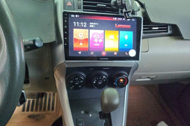 Used Toyota Verso 2014 Starlight 180E CVT Elite Edition Audio And AC Panel