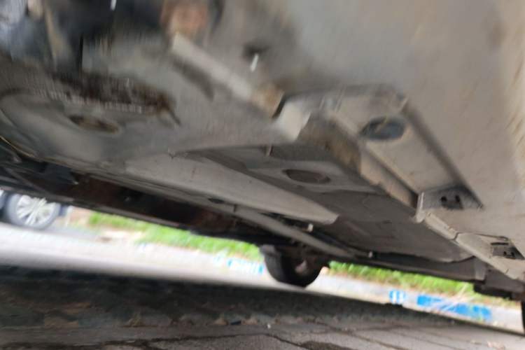 Used Toyota Verso 2014 Starlight 180E CVT Elite Edition Chassis Front Left