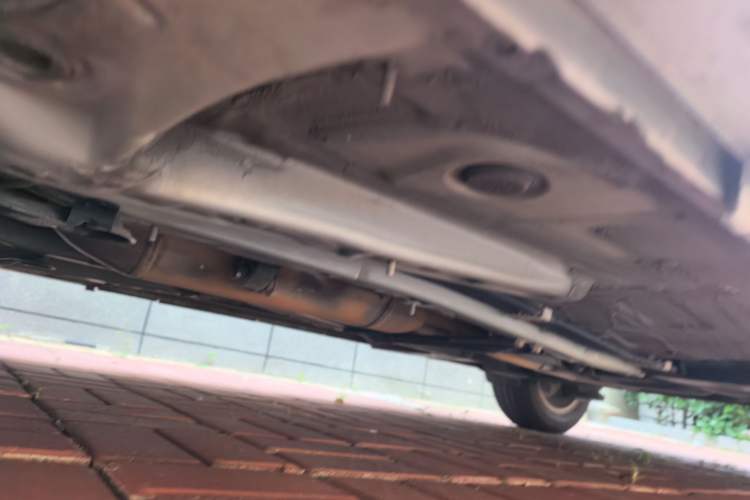 Used Toyota Verso 2014 Starlight 180E CVT Elite Edition Chassis Front Left
