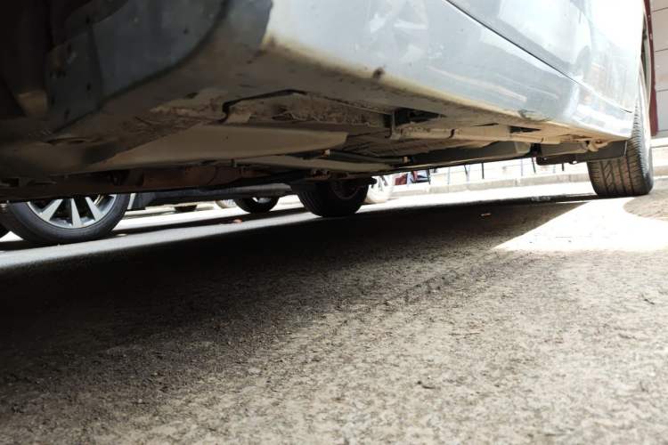 Used Toyota Verso 2014 Starlight 180E CVT Elite Edition Chassis Front Left
