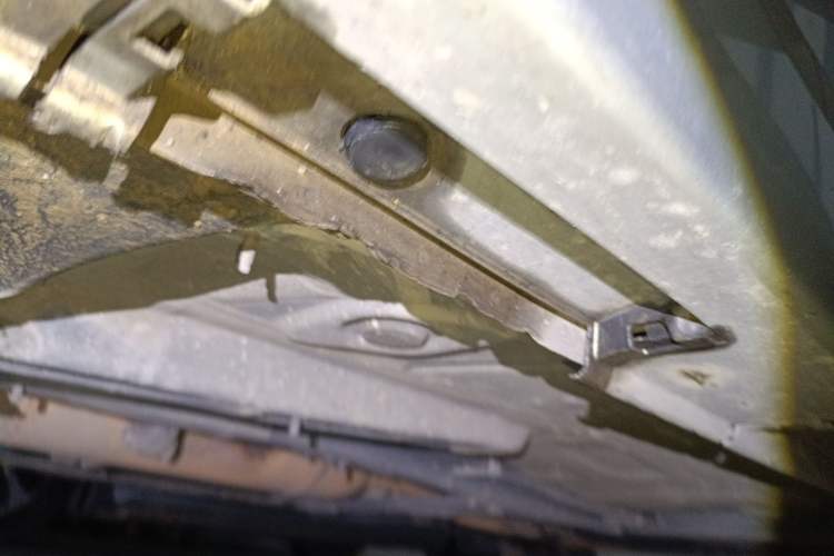 Used Toyota Verso 2014 Starlight 180E CVT Elite Edition Chassis Front Left