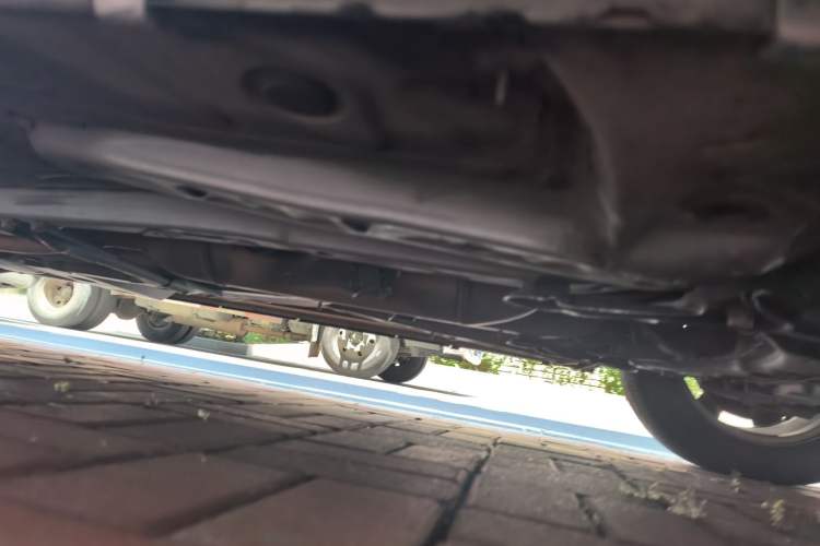 Used Toyota Verso 2014 Starlight 180E CVT Elite Edition Chassis Front Right