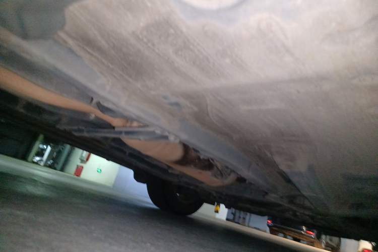 Used Toyota Verso 2014 Starlight 180E CVT Elite Multi-Function Edition Chassis Front Right