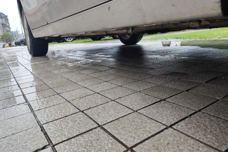 Used Toyota Verso 2014 Starlight 180E CVT Elite Edition Chassis Front Right