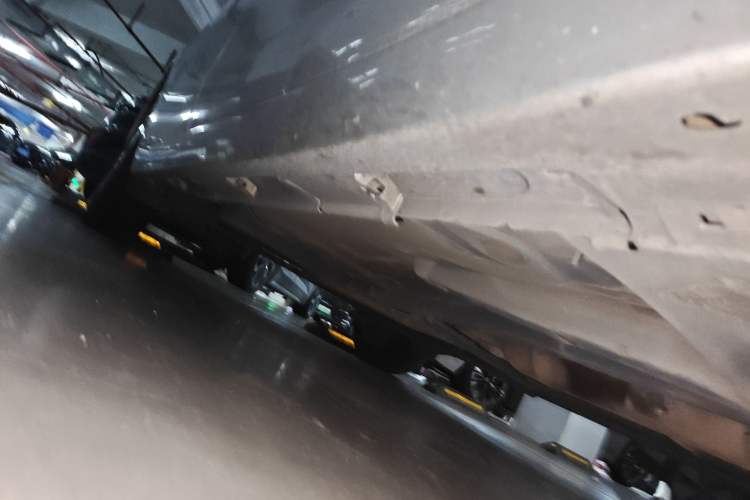 Used Toyota Verso 2014 Starlight 180E CVT Elite Edition Chassis Front Right